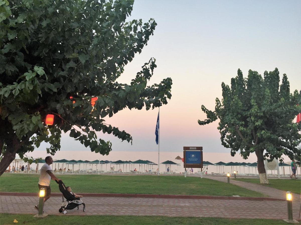 Camyuva Beach Hotel เกเมร์ ภายนอก รูปภาพ