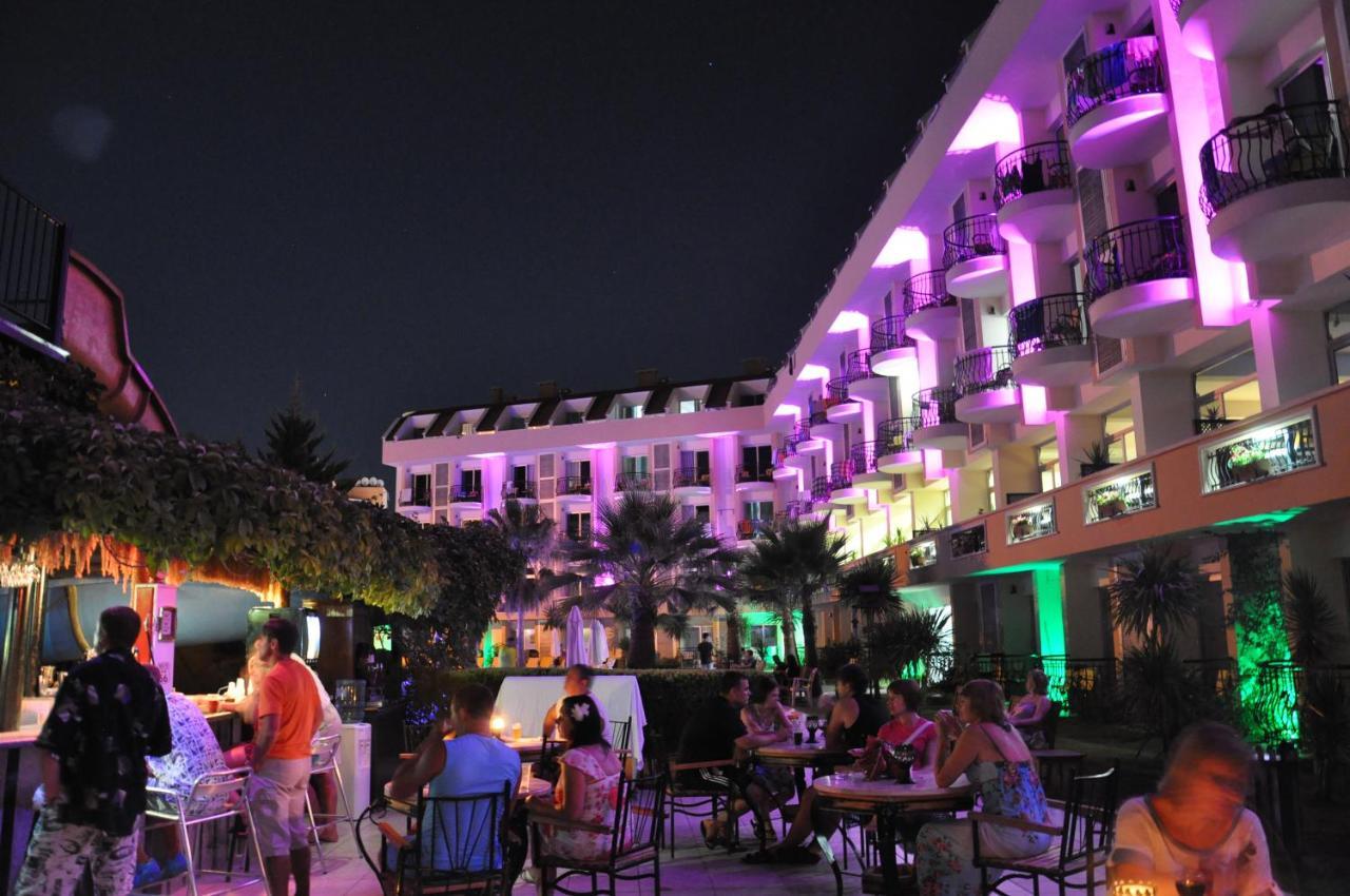 Camyuva Beach Hotel เกเมร์ ภายนอก รูปภาพ