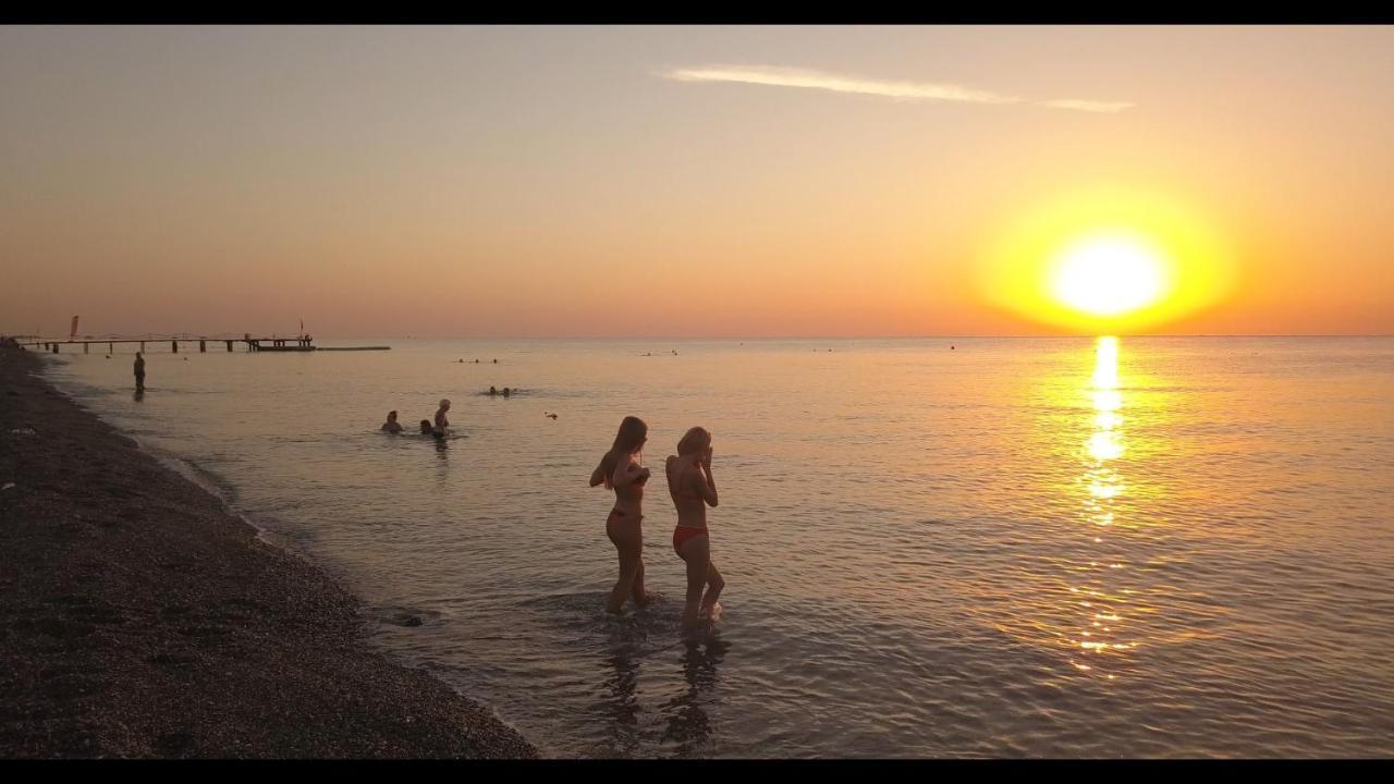 Camyuva Beach Hotel เกเมร์ ภายนอก รูปภาพ